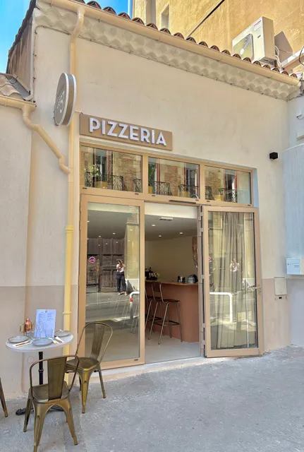 PIZZERIA le 57