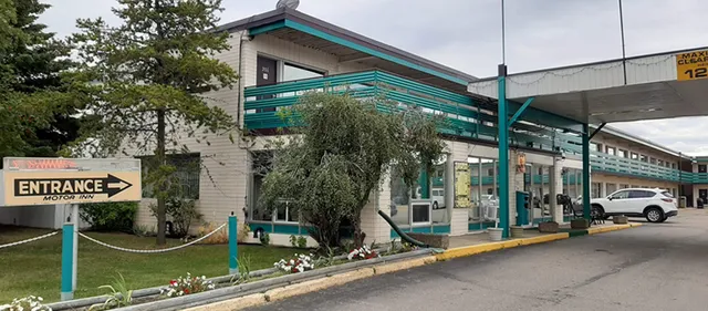 The Lodge Motor Inn Grande Prairie
