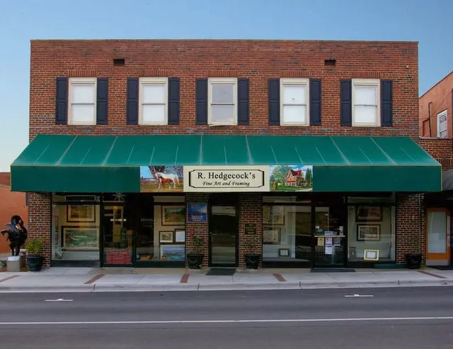 R. Hedgecock's Framing Studio 5:16