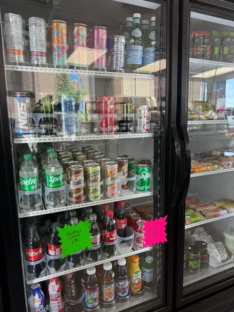 Deano's Downtown Market