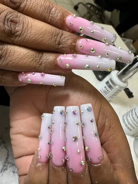 Flowood Beauty Nails & Day Spa