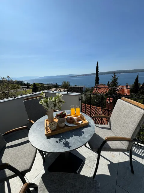 Apartment Pericic Zuti