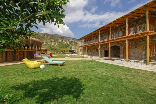 Kargilos Hotel & Beach