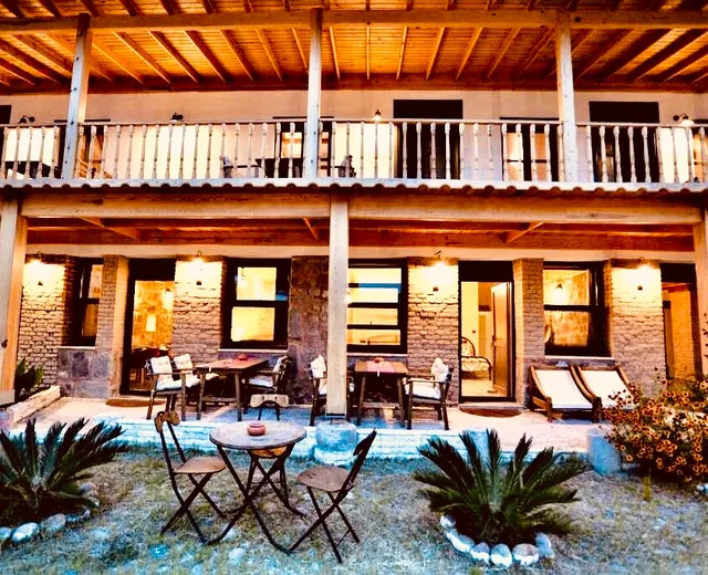 Attalos Suites Hotel