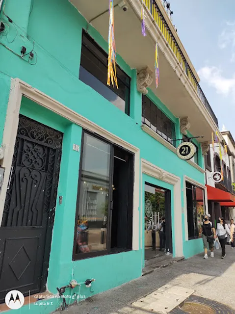 Botanero Veintiuno Tlaquepaque