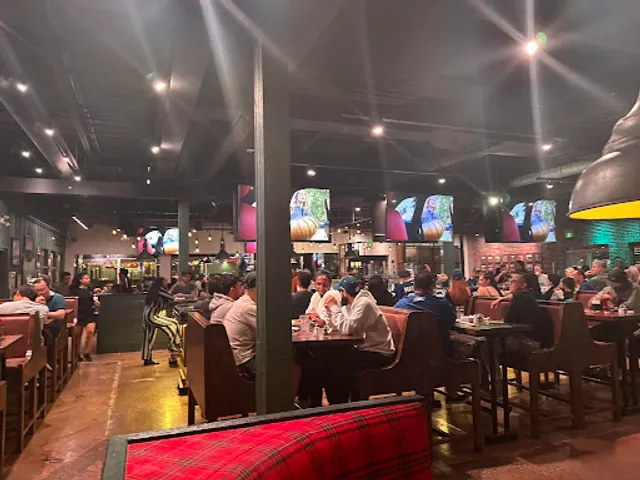 Fionn MacCool's Richmond Hill