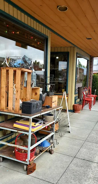 Antique Mall Brick Road Antiques