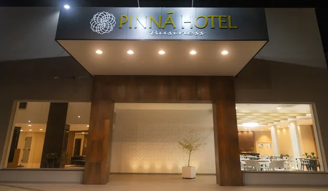 Pinná Hotel Business