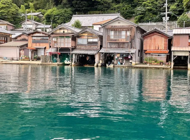 Yosaso Waterfront Inn