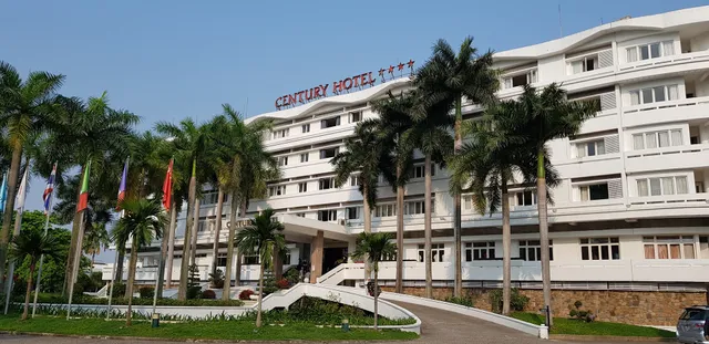 Century Riverside Hotel Hue