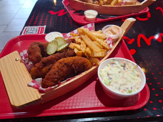 Nashville Hot Chicken & Gyro