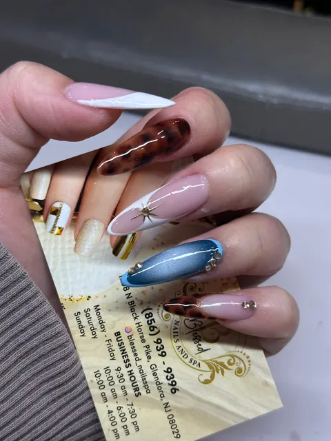 BLESSED NAILS & SPA