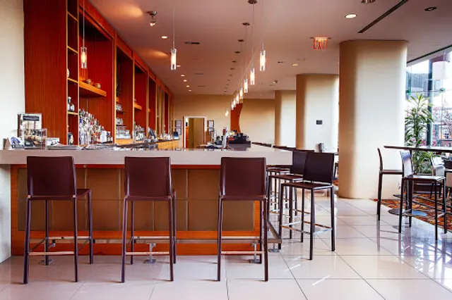 P2B Restaurant + Bar