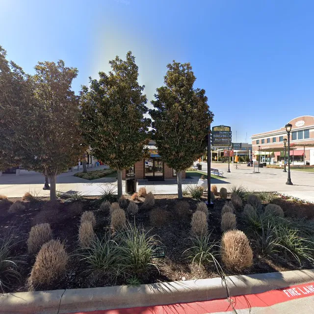 305 W Farm to Market Rd 1382