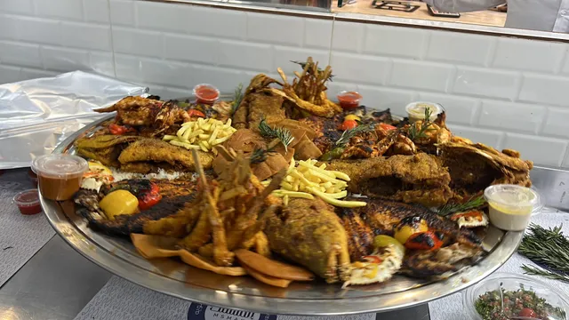 مطعم المسمك للمأكولات البحرية