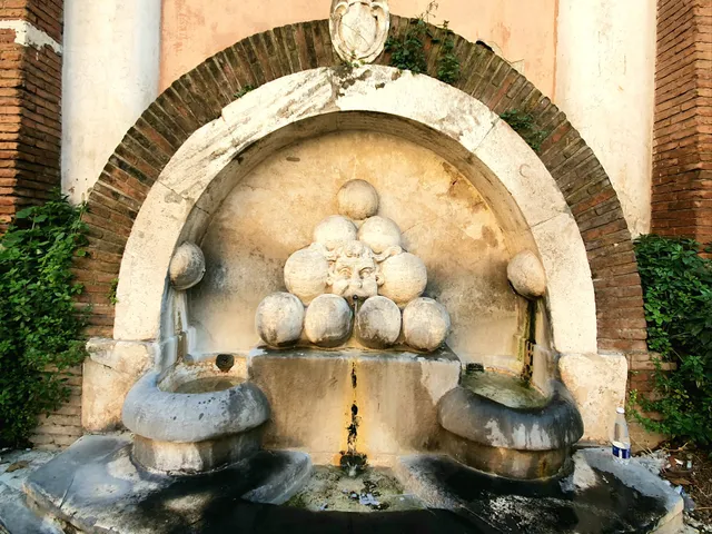 Fountain of the Cannonballs