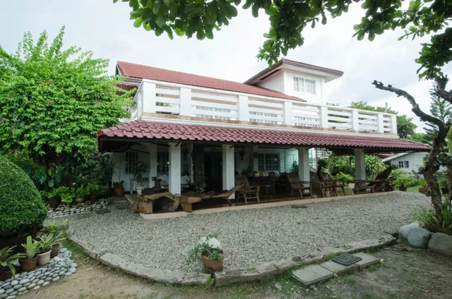 Urbiz Garden Bed and Breakfast La Union