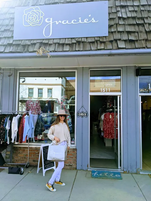 Gracie's Boutique