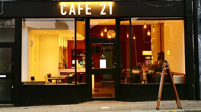 Cafe 21