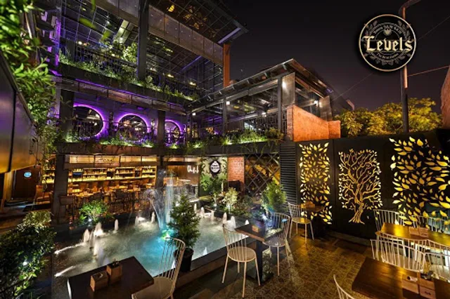 Levels Pub & Kitchen