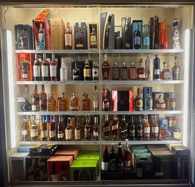 Franklin Ave Liquors