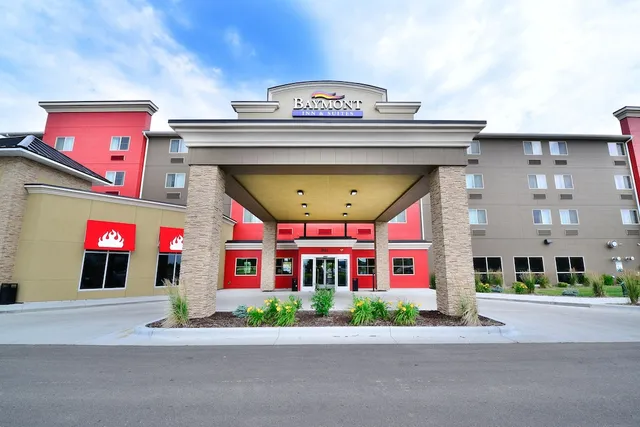 Baymont by Wyndham Grand Forks