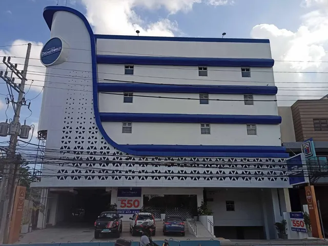 Hotel DreamWorld East Ortigas
