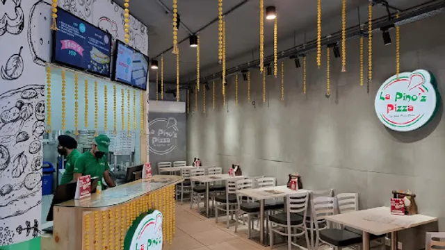 La Pino'z Pizza-Sector 82, Ind. Area, SAS Nagar, Punjab