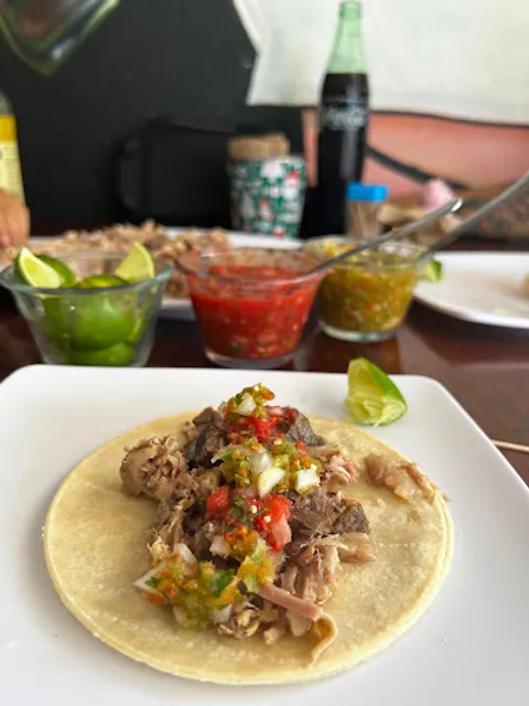 El Rey David carnitas estilo Michoacán