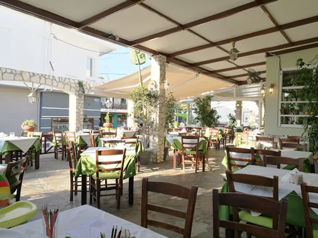 Vegera Restaurant Platanias