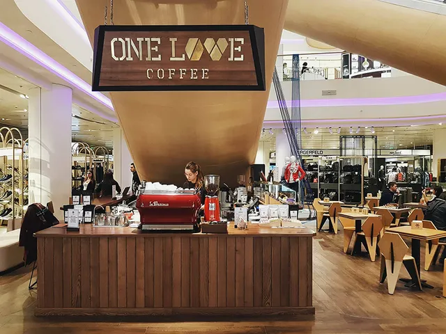 ONE LOVE coffee ЦУМ