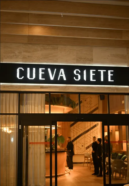 Cueva Siete