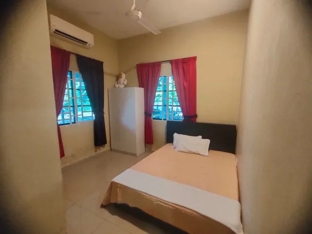 HOMESTAY MERU (JALAN DUSUN)