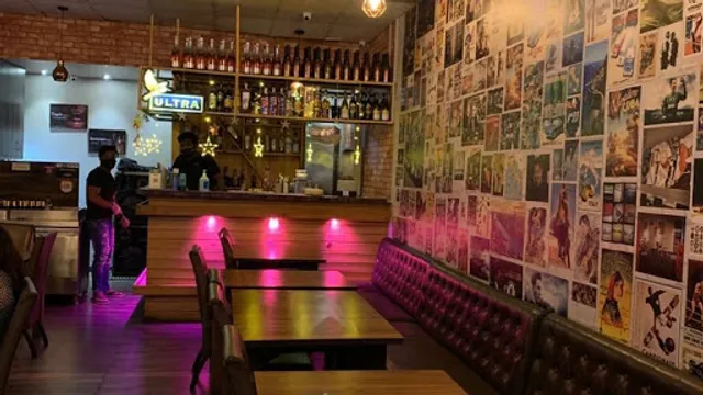 JB 007 Restaurant and Bar