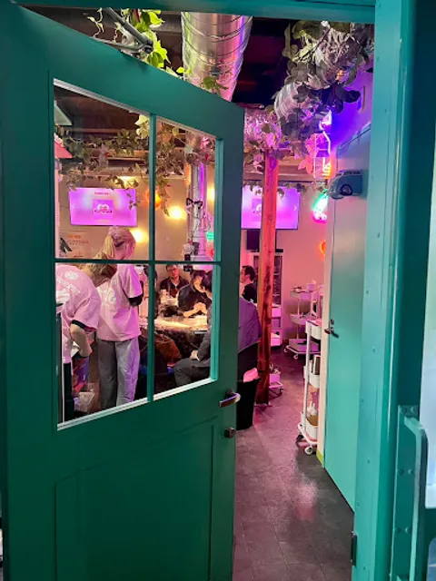 和牛 炭火焼肉 とく&サムギョプサルCHOA