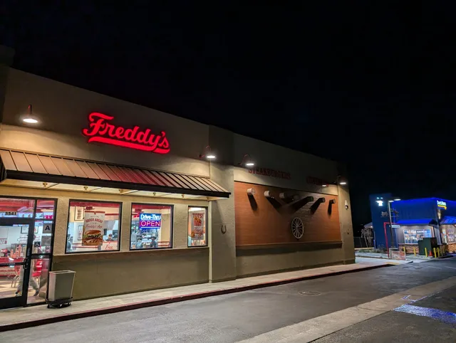 Freddy's Frozen Custard & Steakburgers