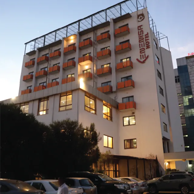 Kenenisa Everett Hotel | ቀነኒሳ ኤቬሬት ሆቴል