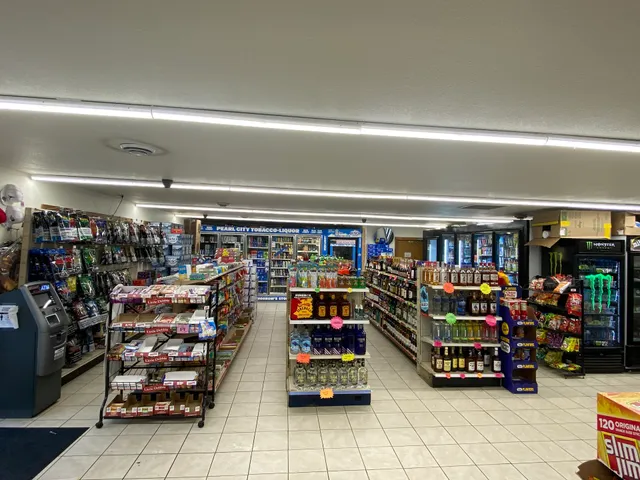 Pearl City Tobacco and Liquor