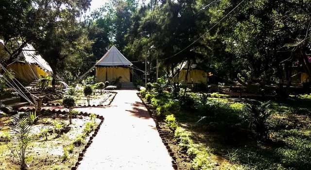 Nuanai Nature Camp