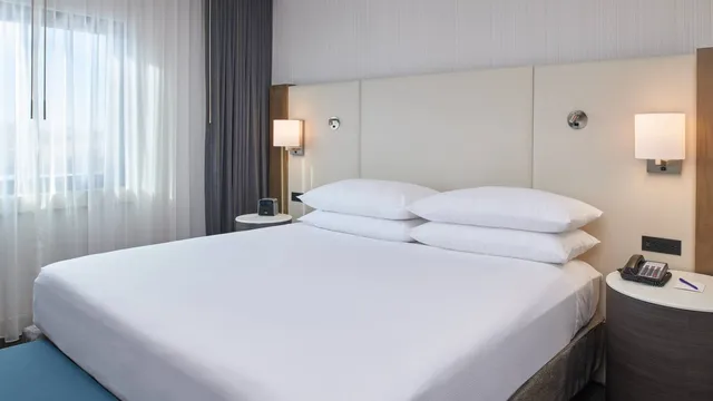 Delta Hotels Detroit Novi