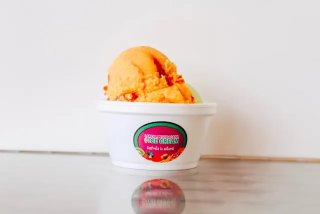 PALETERIA LA REAL MICHOACANA GARLAND