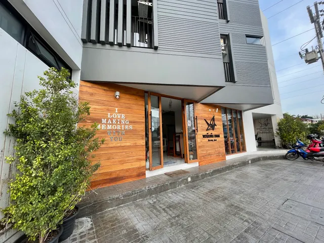 พรนับพัน blessing place