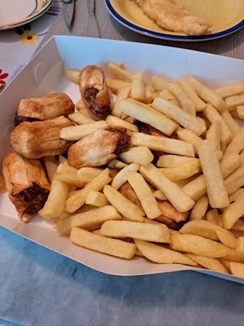 Lyrebird Fish n Chips and Convenience Store