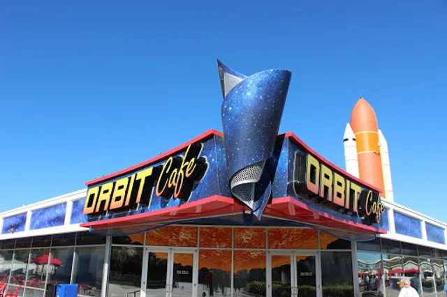 Space Bowl Bistro reviews open - EyJidWNrZXQiOiJ1dGEtaW1hZ2VzIiwia2V5IjoicGxhY2VfaW1nLzNQX1FySXZMU1NHbklUQ2JVUVE3TWciLCJlZGl0cyI6eyJyZXNpemUiOnsid2lkdGgiOjY0MCwiaGVpZ2h0Ijo2NDAsImZpdCI6Imluc2lkZSJ9LCJyb3RhdGUiOm51bGwsInRvRm9ybWF0IjogIndlYnAifX0=