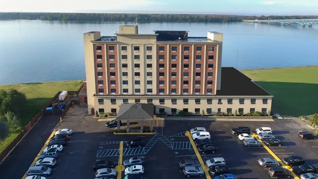 Crowne Plaza Niagara Falls NY - Riverside by IHG
