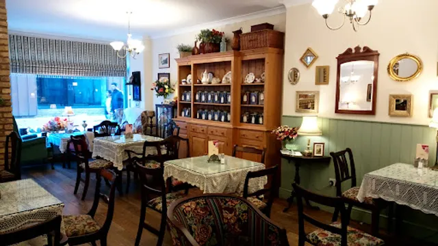 Small Talk Tearooms and Gifts