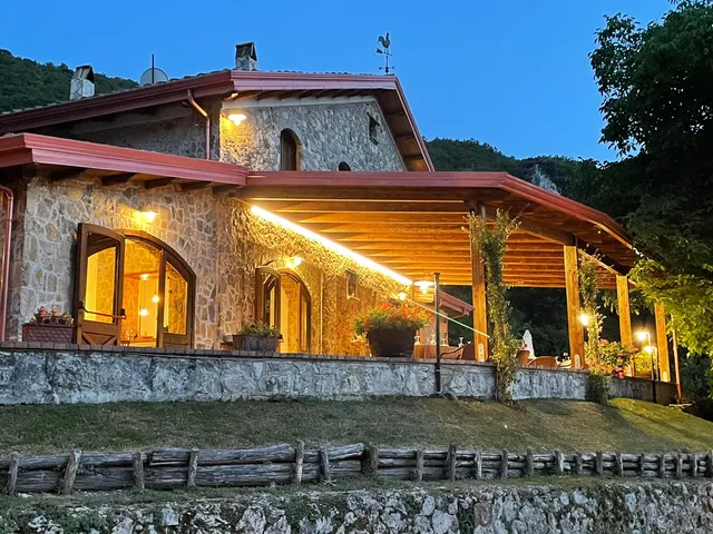 Farmhouse L'Antico Casale di Matteo Pollice