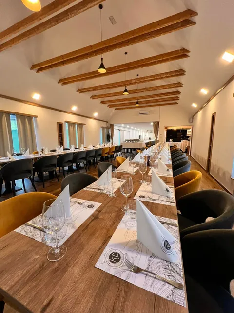 Hotel in Restavracija Kozjanski dvor