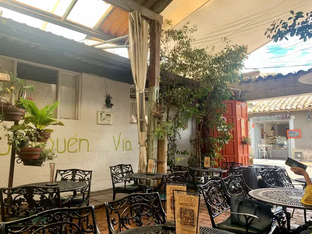 El Altillo Café Usaquén 1