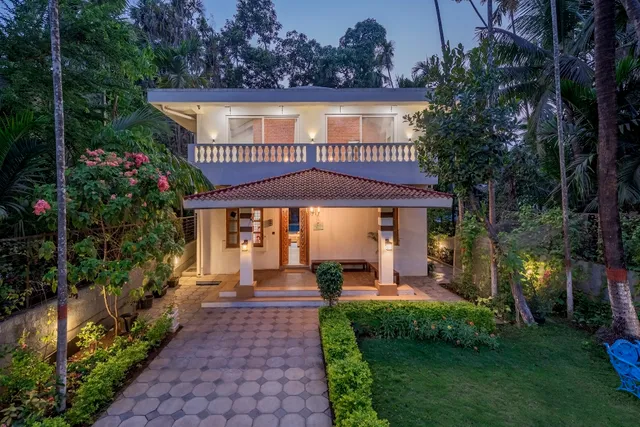 SaffronStays Atmos, The Brick House